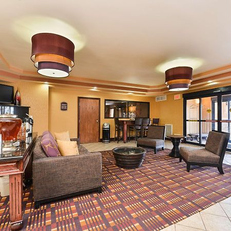 Best Western Plus Midwest Inn & Suites Салайна Екстер'єр фото