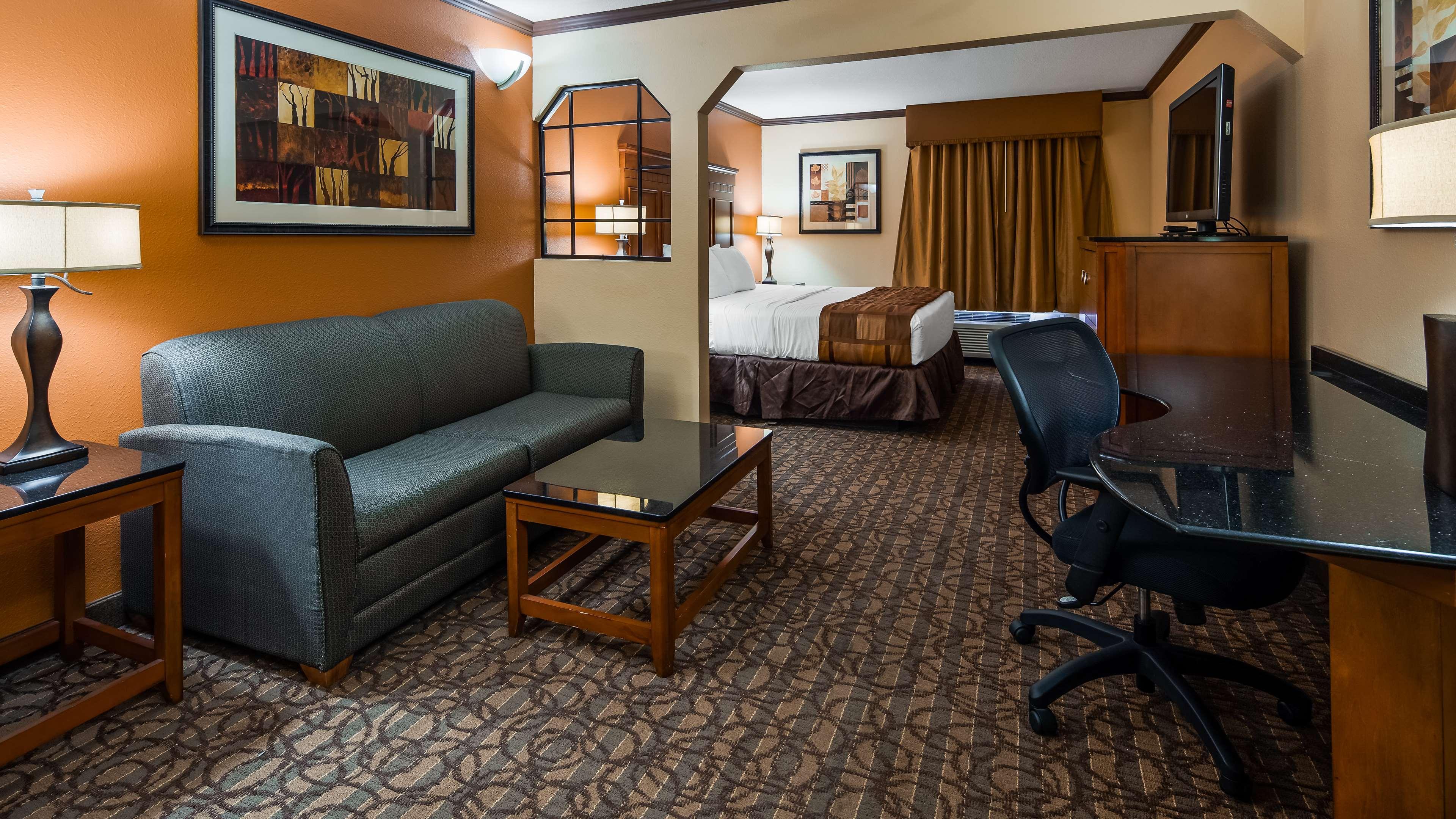 Best Western Plus Midwest Inn & Suites Салайна Екстер'єр фото