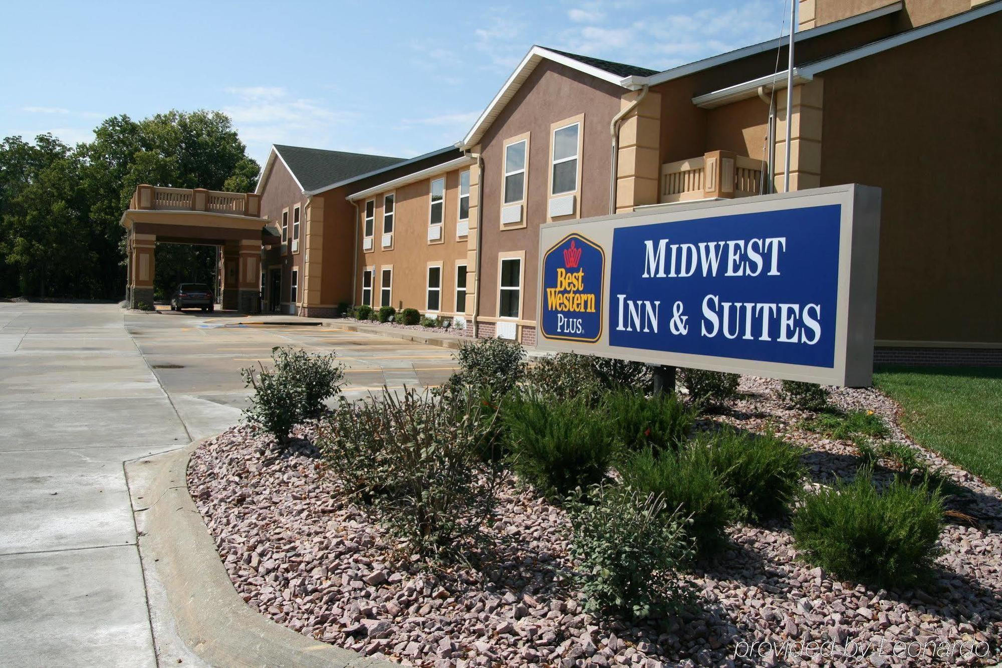 Best Western Plus Midwest Inn & Suites Салайна Екстер'єр фото